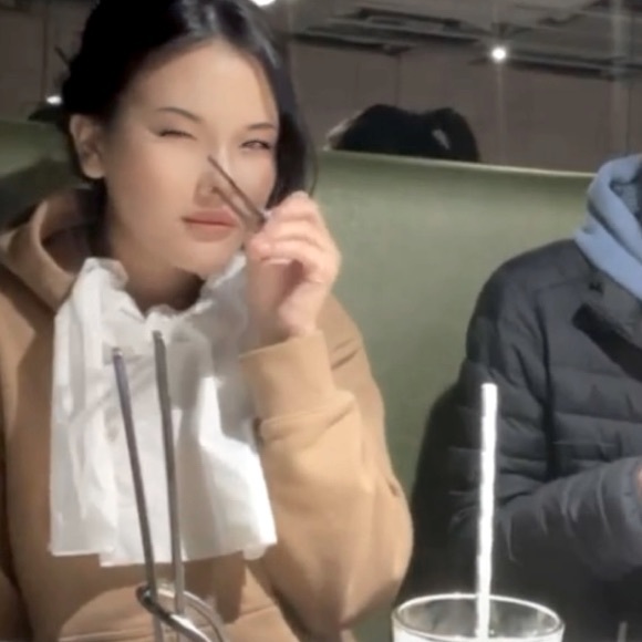 ARITZIA - Picture 6 of 6